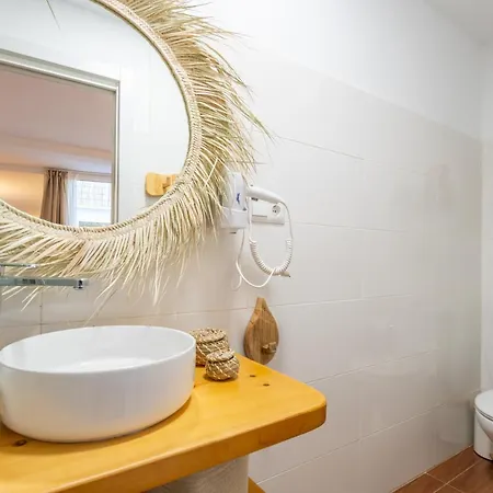 Apartment Alma *