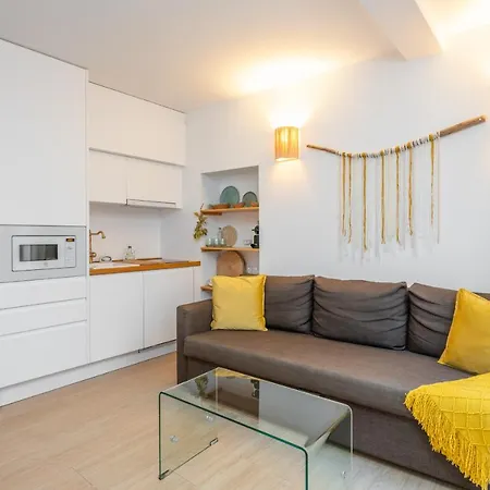 Apartment Alma *