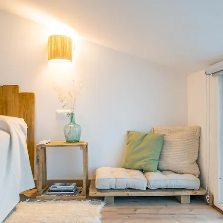 Alma Apartment *